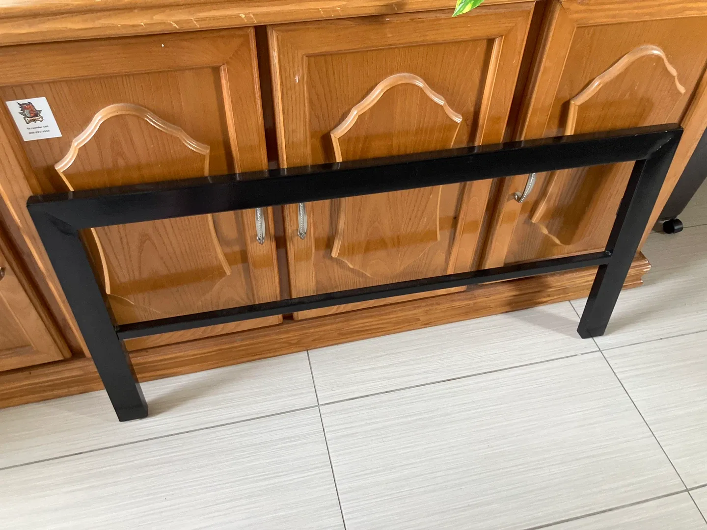 Black Metal Bed Frame image indicator(2)