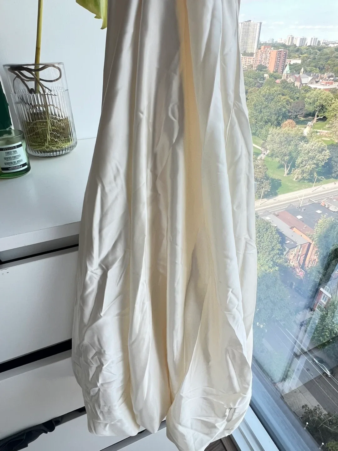 Satin Balloon Skirt XL image indicator(2)