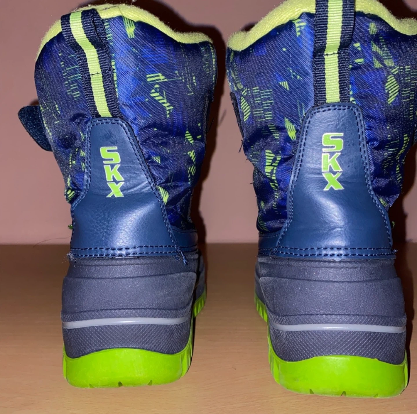 Skechers Toddler Snow Boots - Size 12 - photo 3