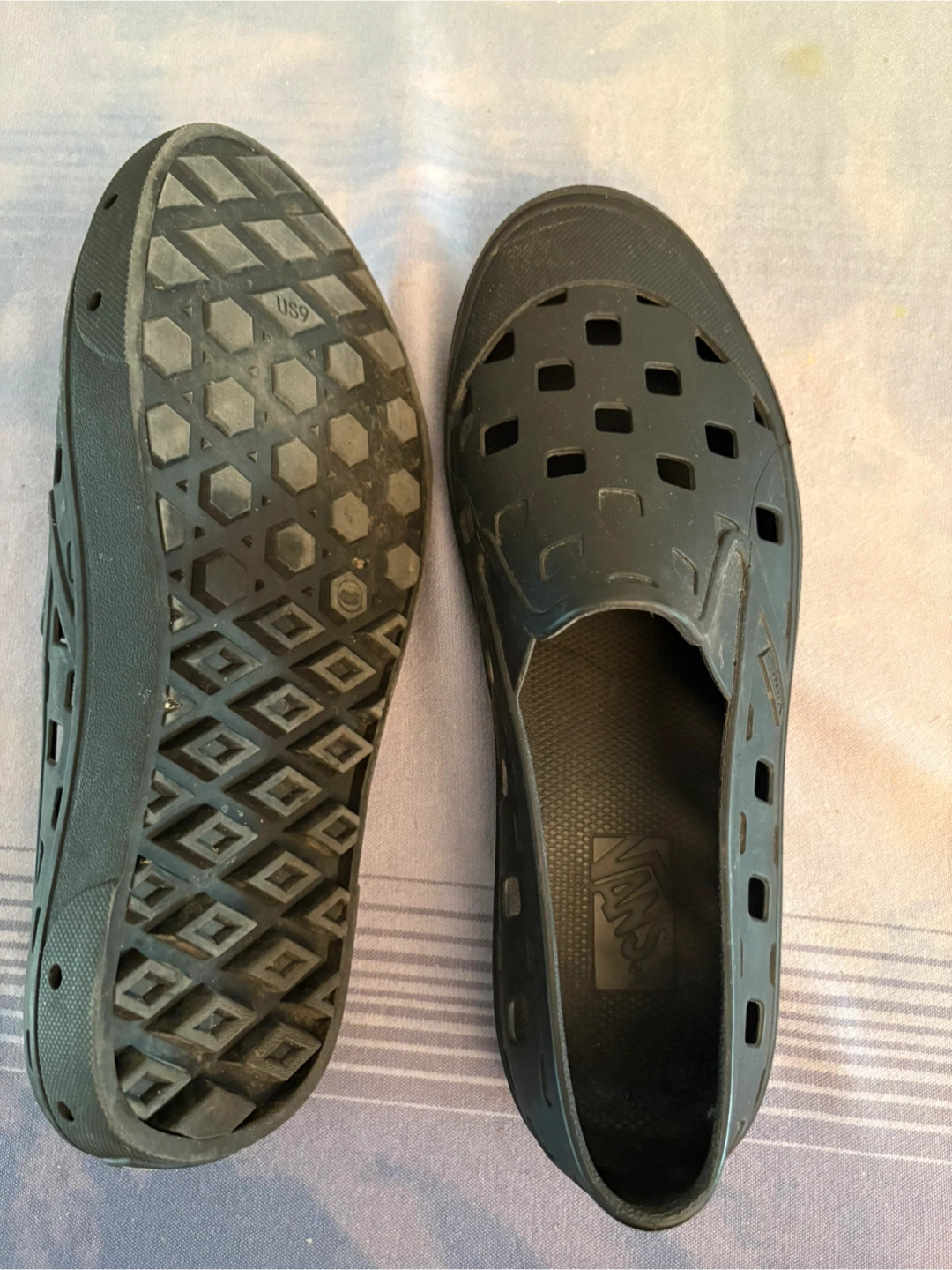 Vans Trek Slip-On Shoes- US 9 - photo 4