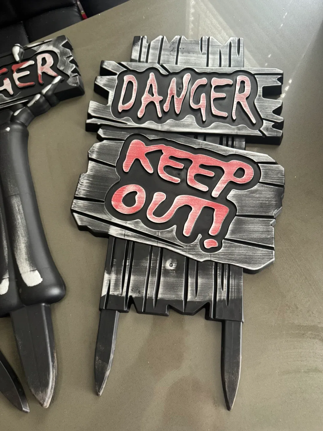 Halloween Yard Signs & Skeletons image indicator(5)