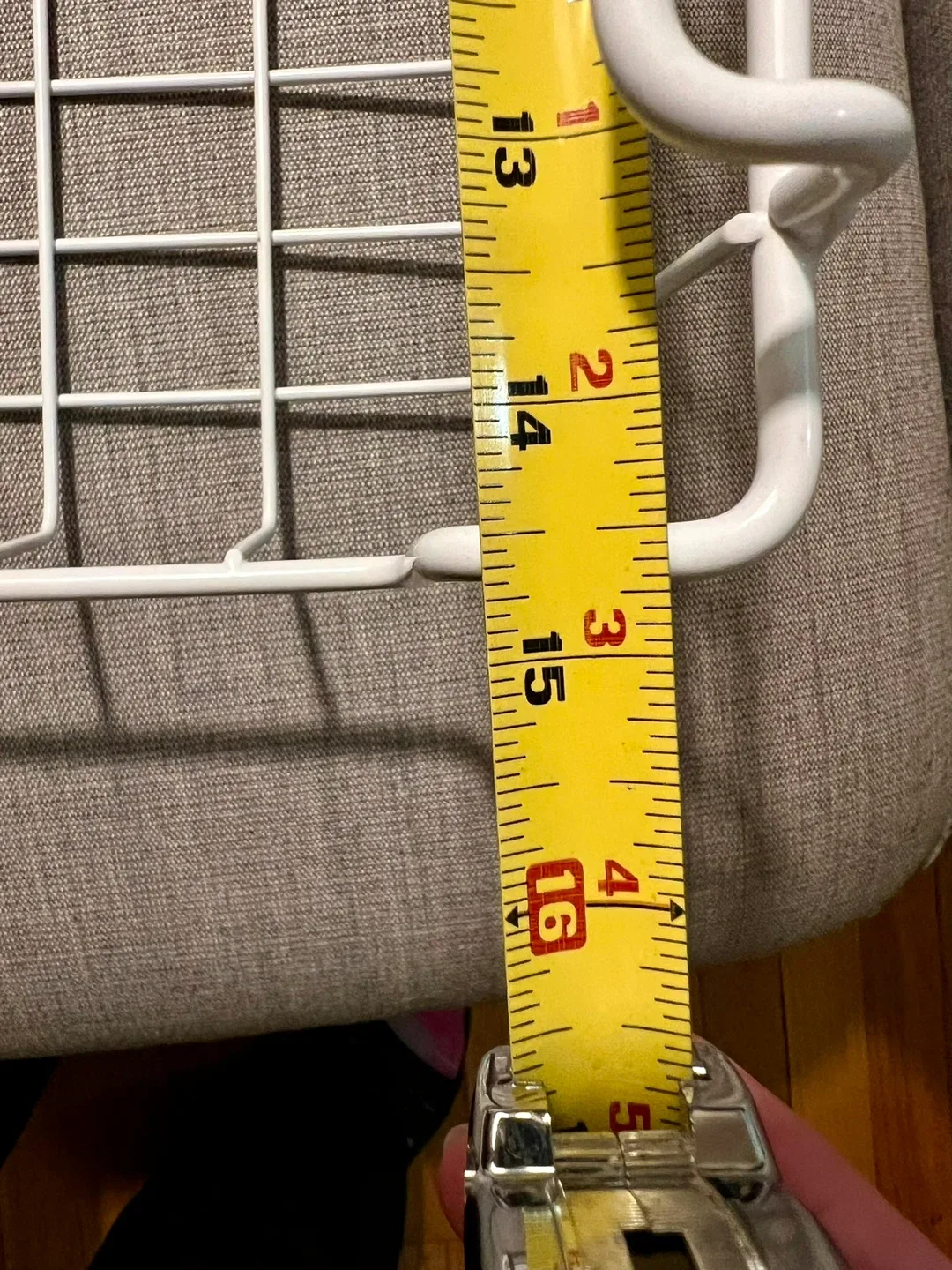 White Wire Storage Basket image indicator(4)