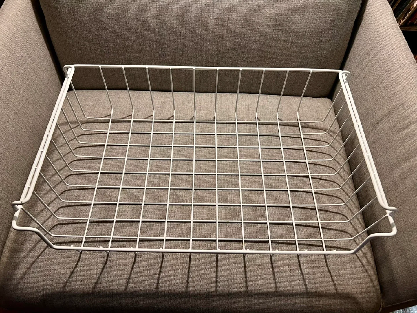 White Wire Storage Basket image indicator(2)