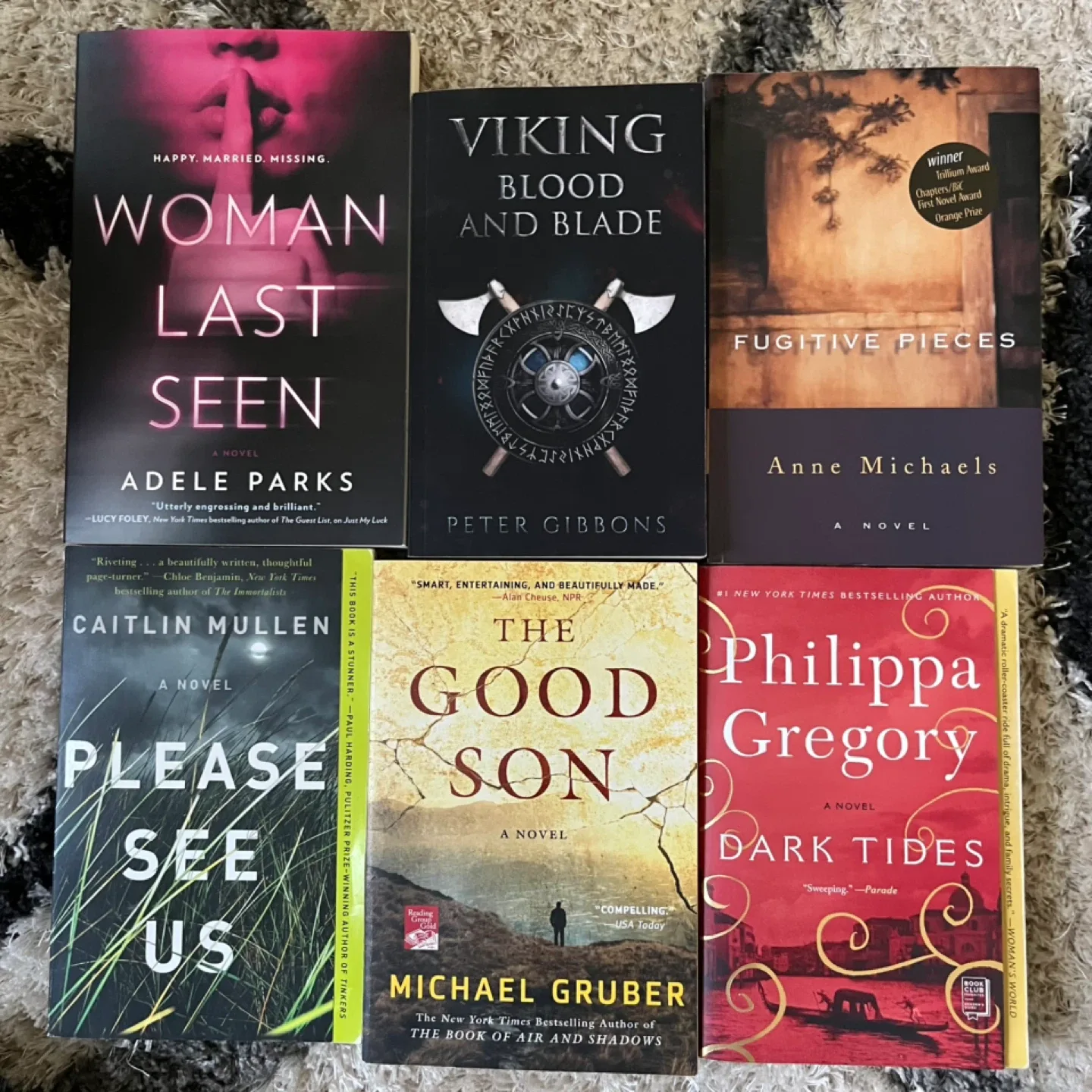 Assorted Adult Fiction Books - Novels image indicator(2)