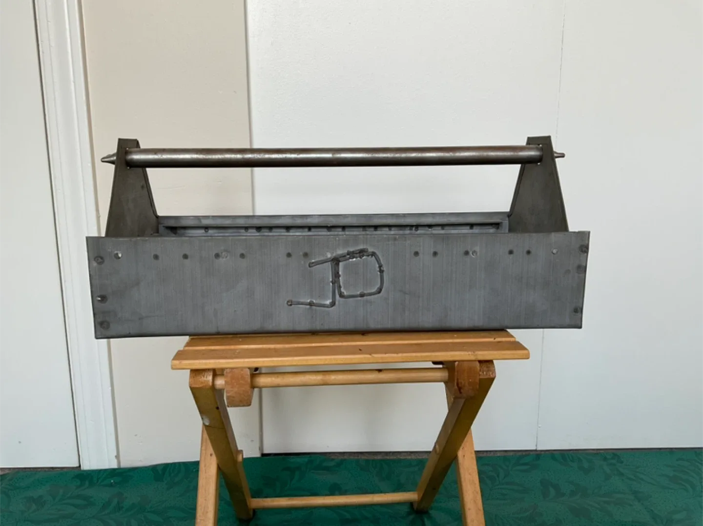 Free Handmade Tool Box, Workshop Light, and Metal Boxes thumbnail