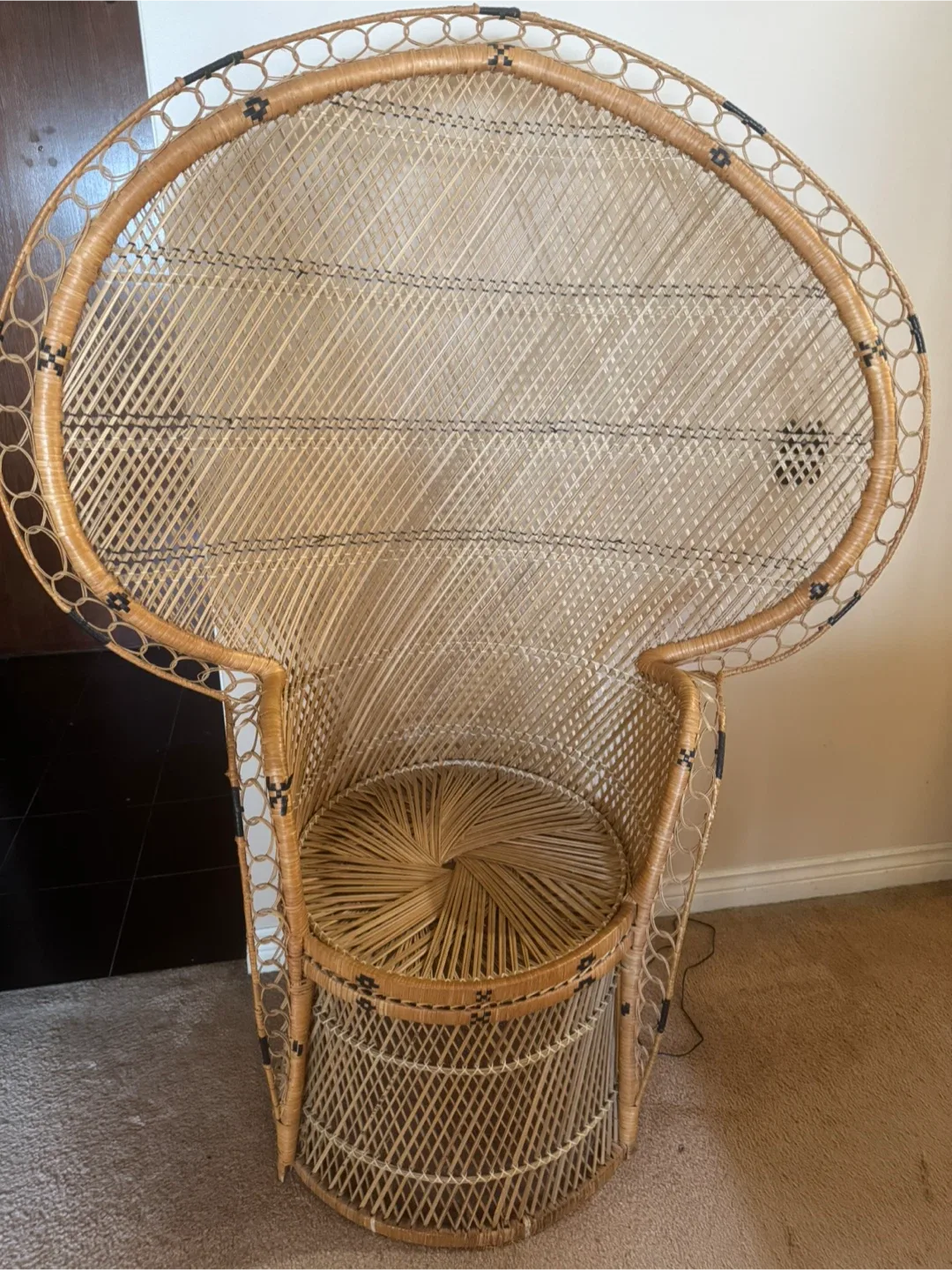 Peacock Chair - Wicker Rattan Accent Chair thumbnail