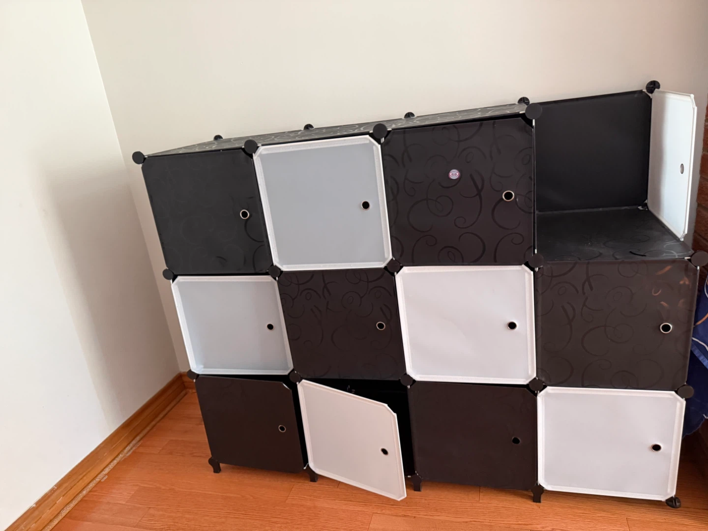 Cube Storage Shelf Organizer - Black & White