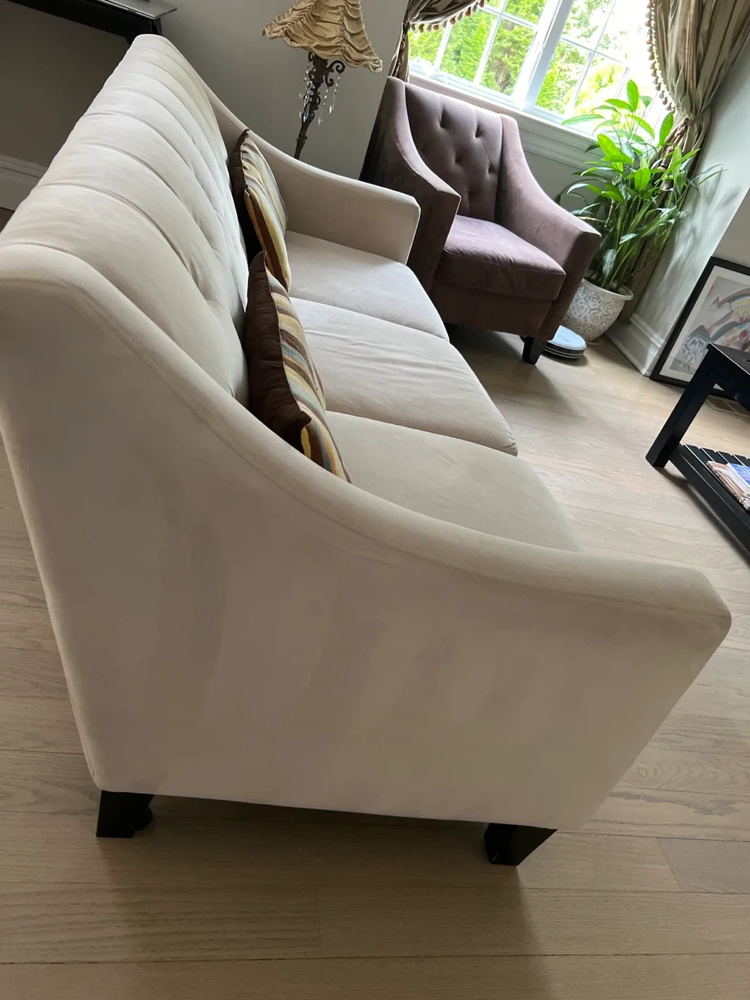 Beige Tufted Sofa image indicator(5)