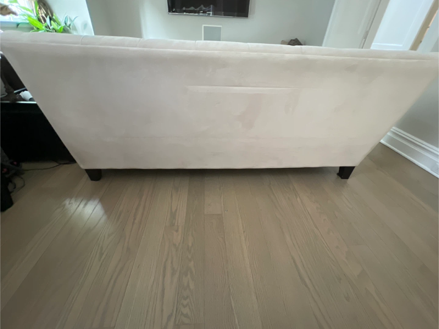 Beige Tufted Sofa - photo 4