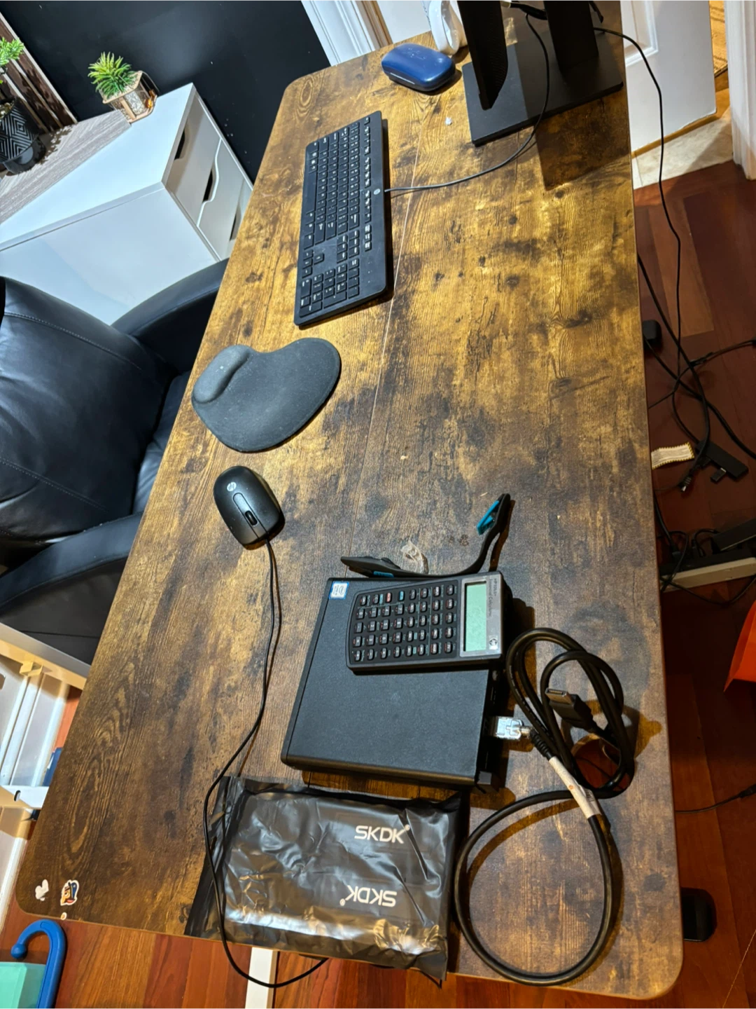 Gabrylly Standing Desk - photo 2