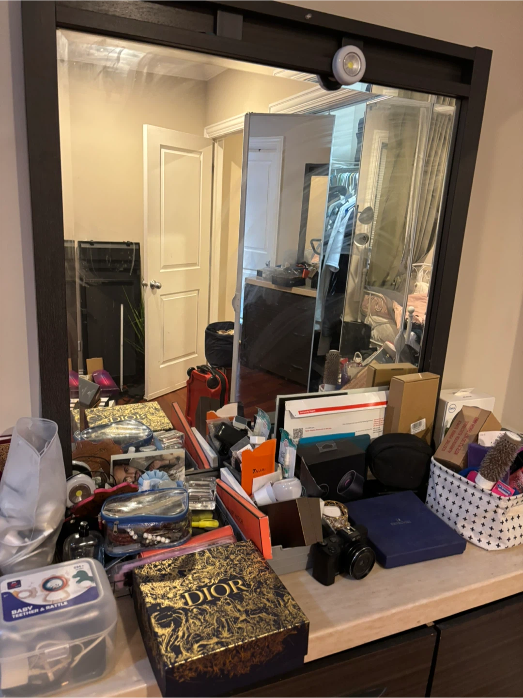 Dresser with Mirror - photo 2