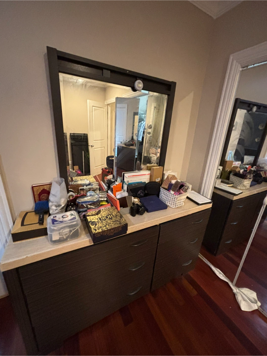 Dresser with Mirror - photo 3