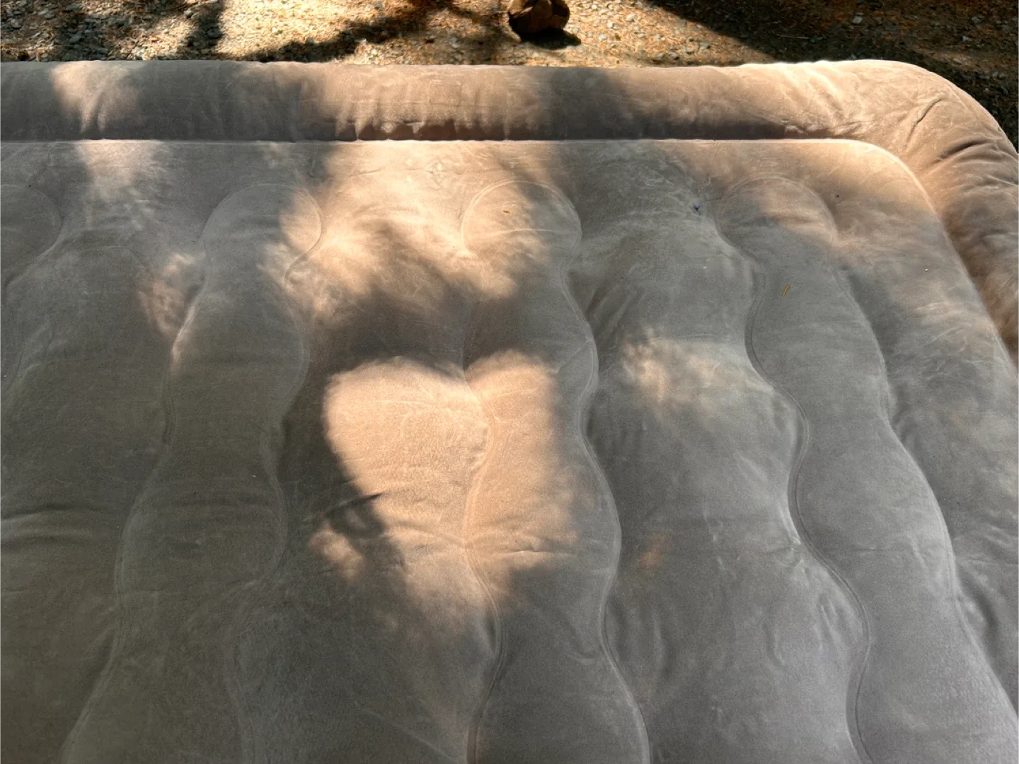 Etekcity Air Mattress with Electric Pump image indicator(4)