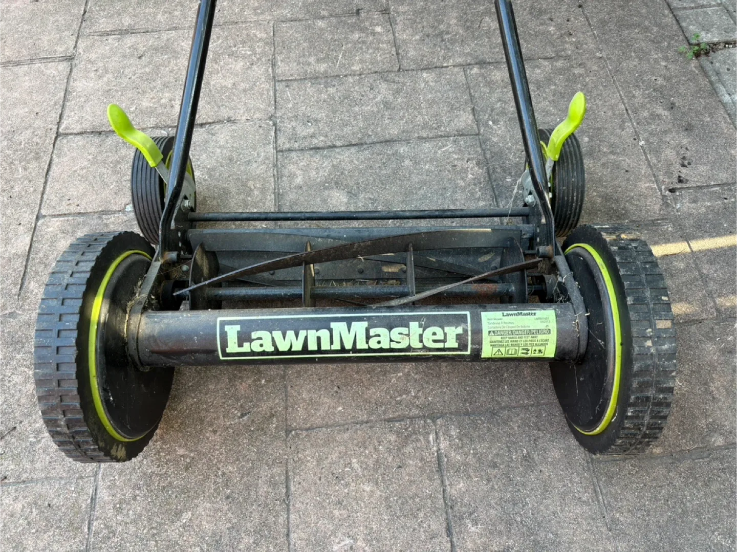 LawnMaster Push Reel Mower thumbnail