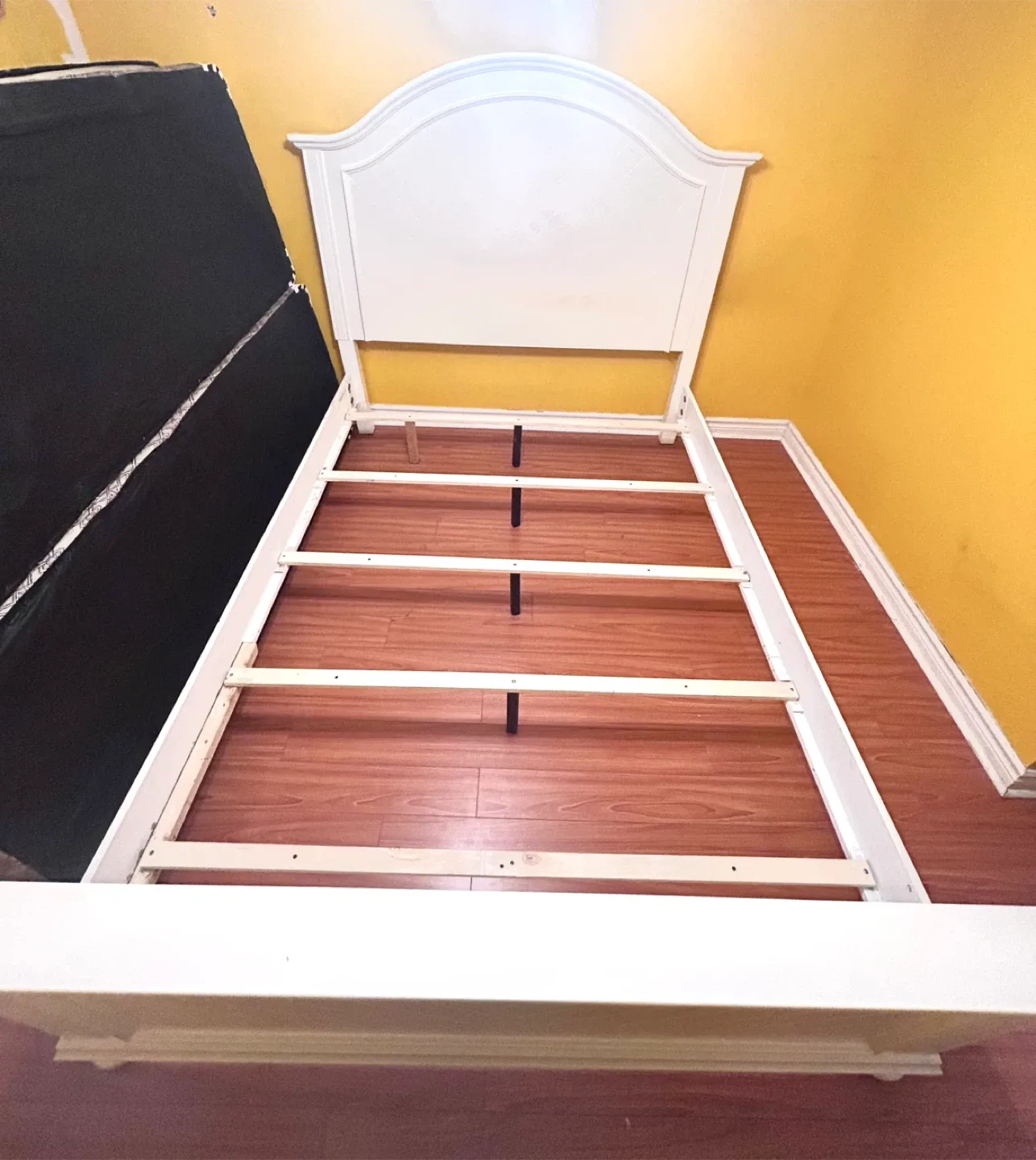 White Wooden Bed Frame image indicator(3)