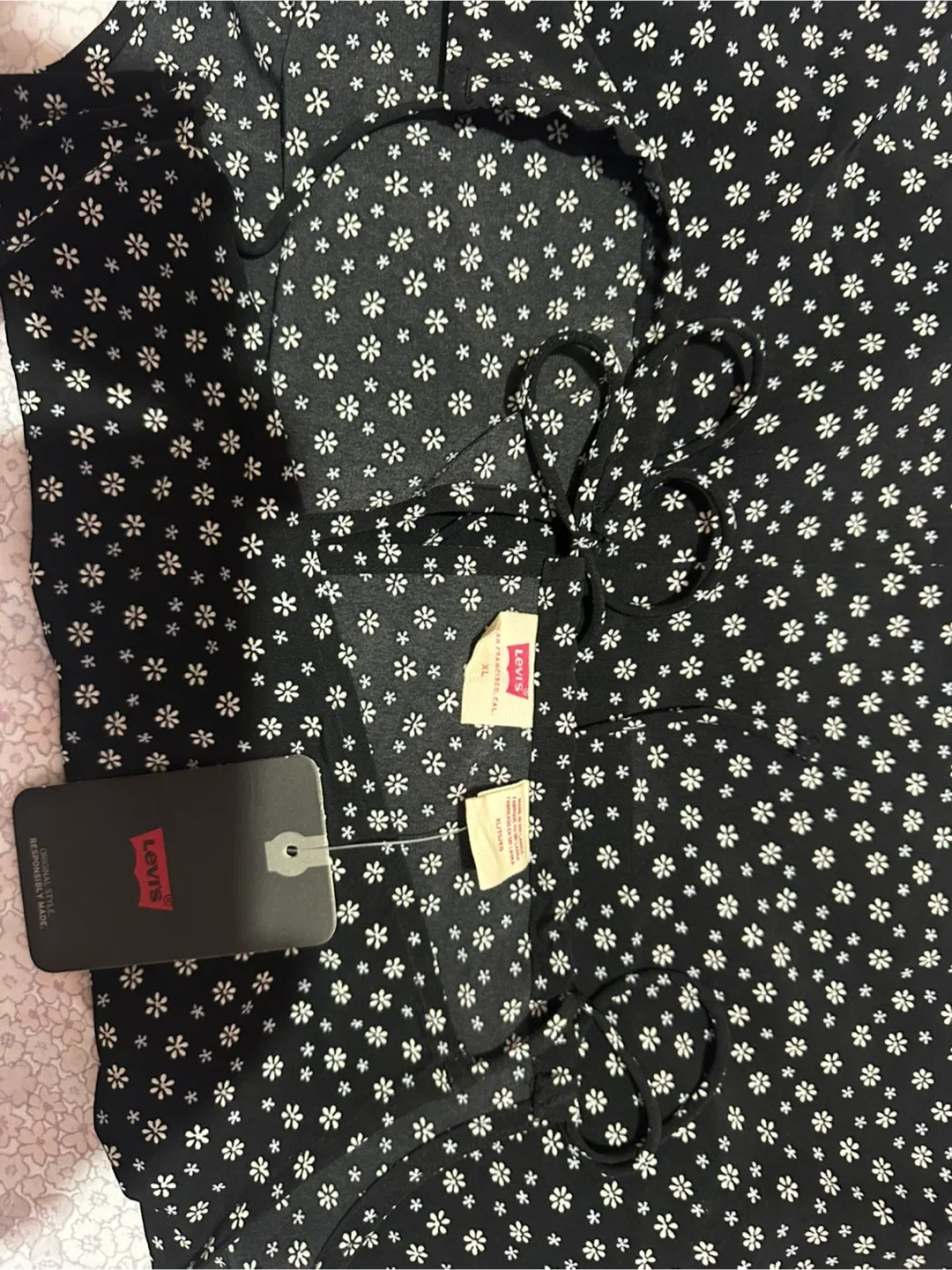 Levi's Floral Cami Top - Size XL thumbnail