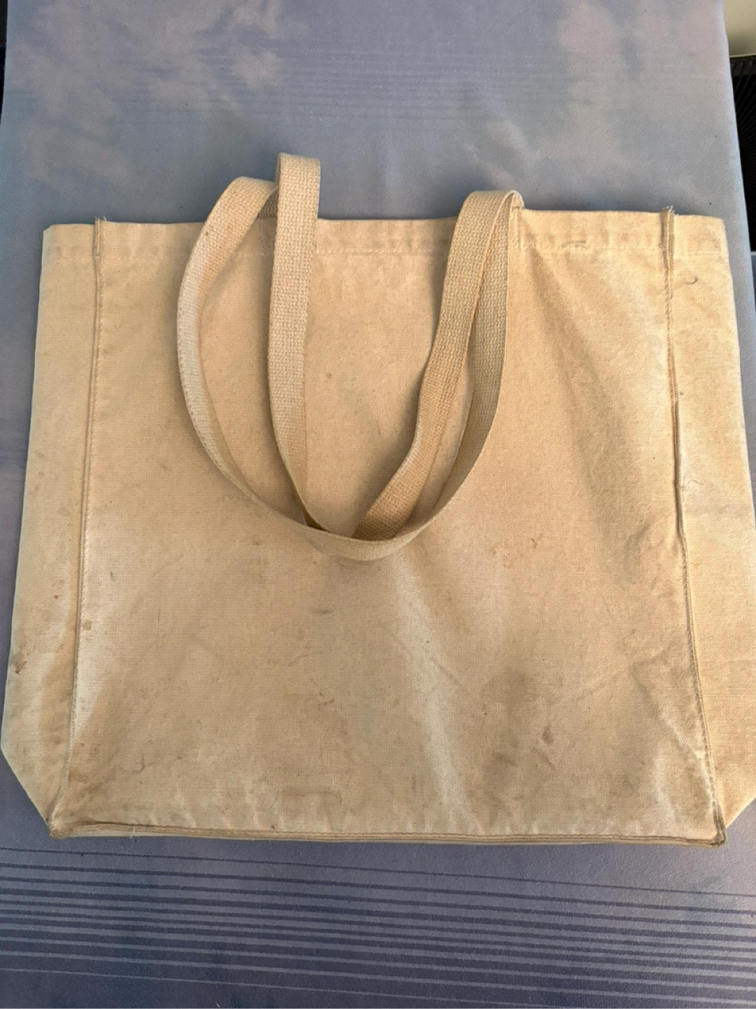 Tote Bag with Black Animations - photo 2
