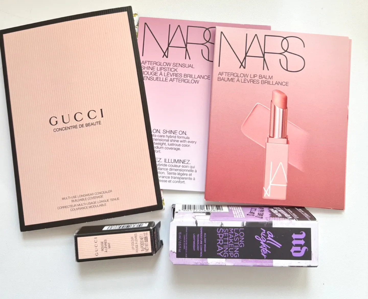Assorted beauty bundle ( Gucci /Nars/ Urban decay ) thumbnail