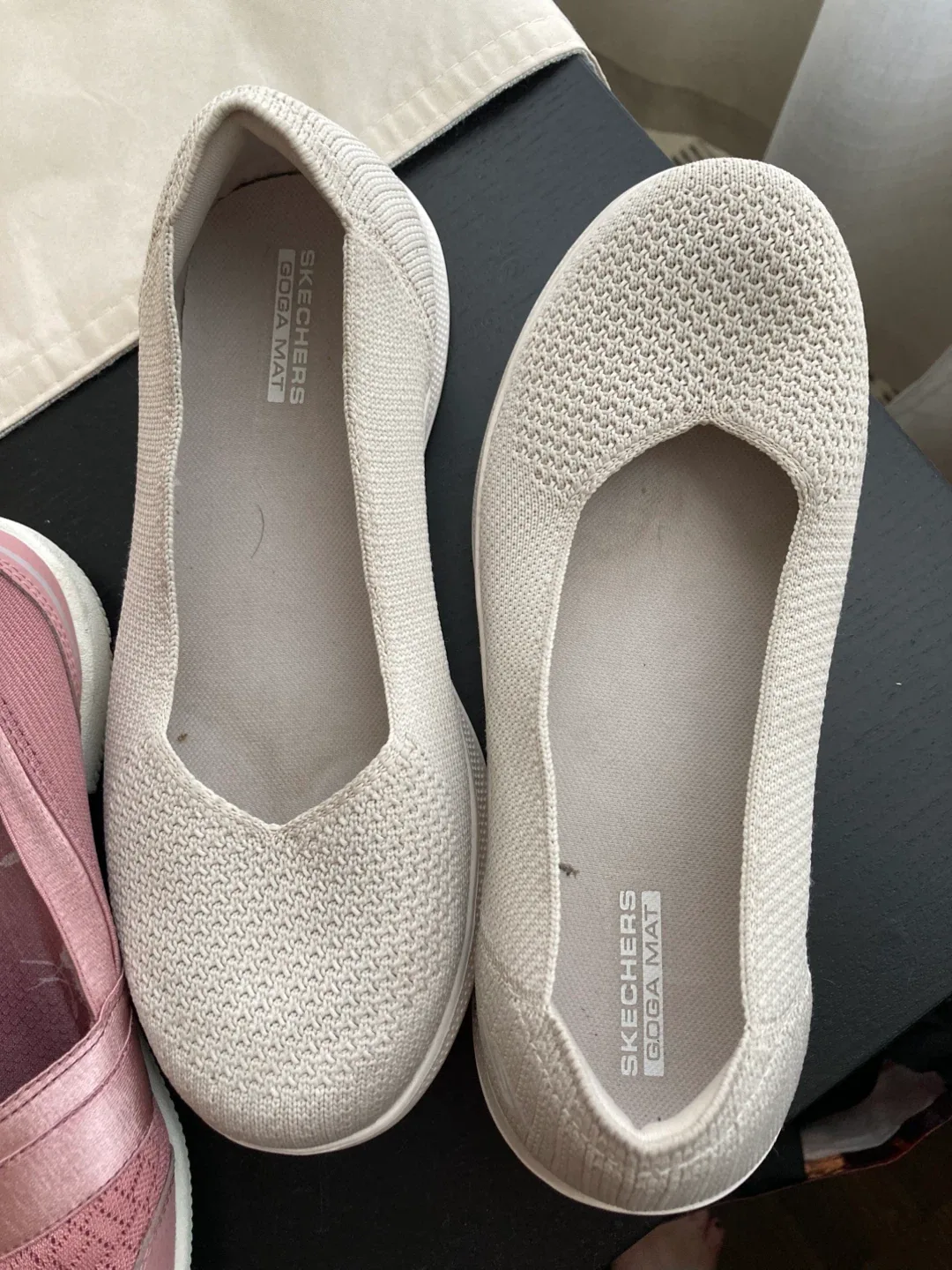 Sketchers Walking Shoes Pink Pair & Cream image indicator(3)