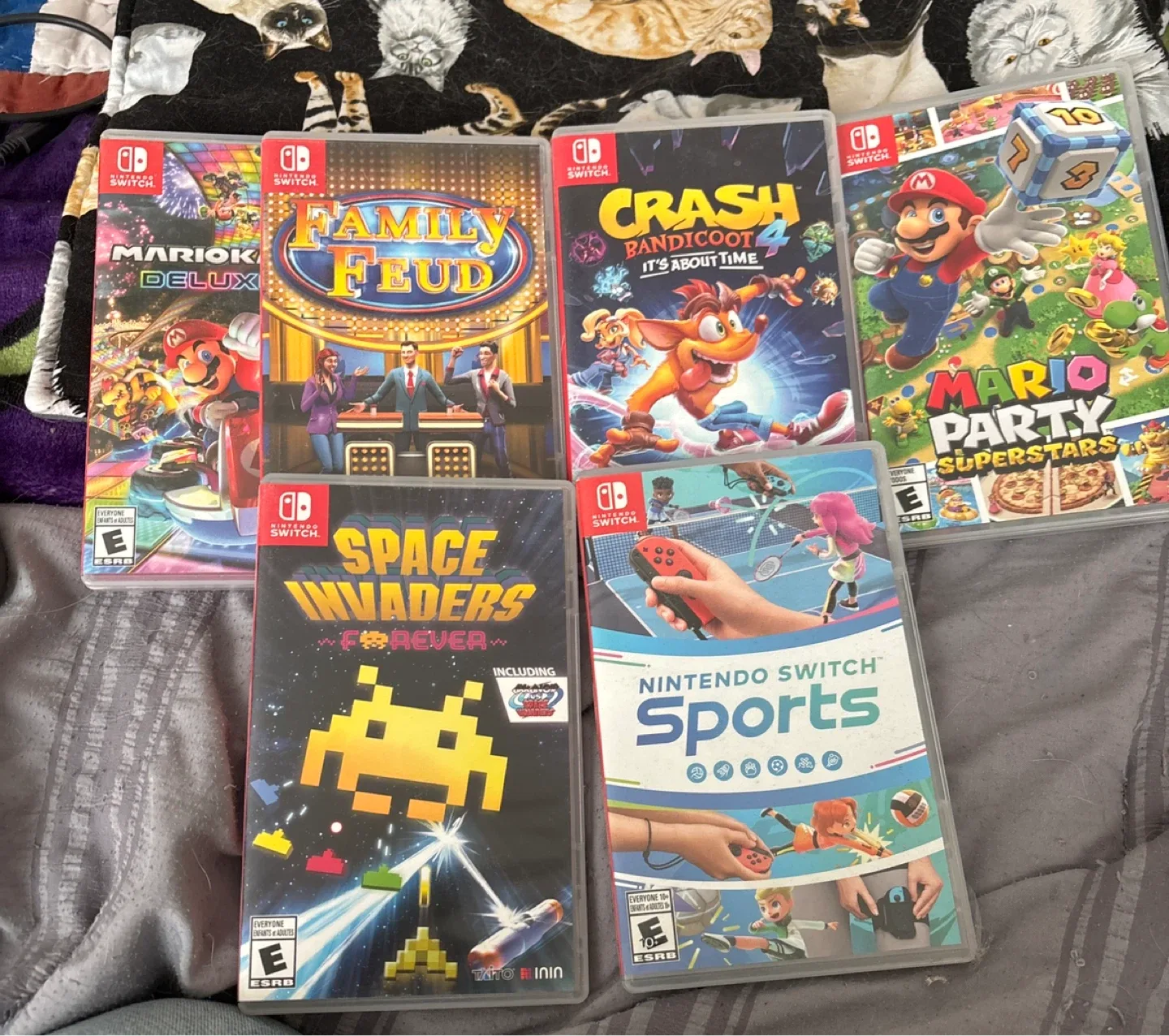 Nintendo Switch Lite - Grey Console + Games image indicator(3)