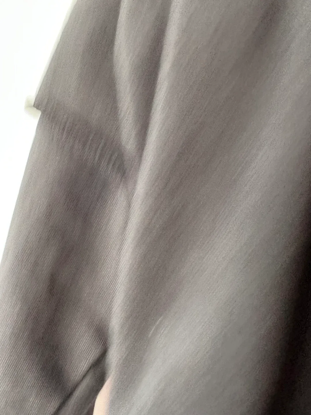 Gymshark Black Cropped Crewneck - Size M image indicator(3)