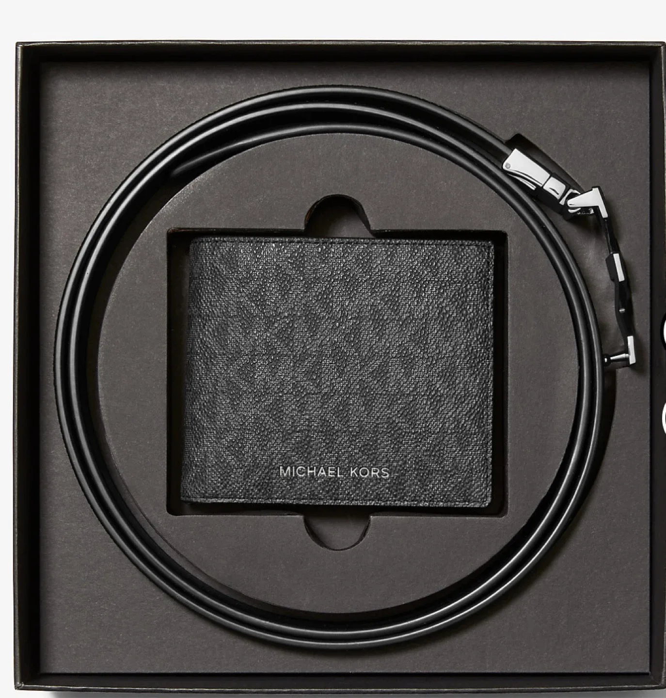 Michael Kors Wallet & Belt Gift Set - New in Box image indicator(2)