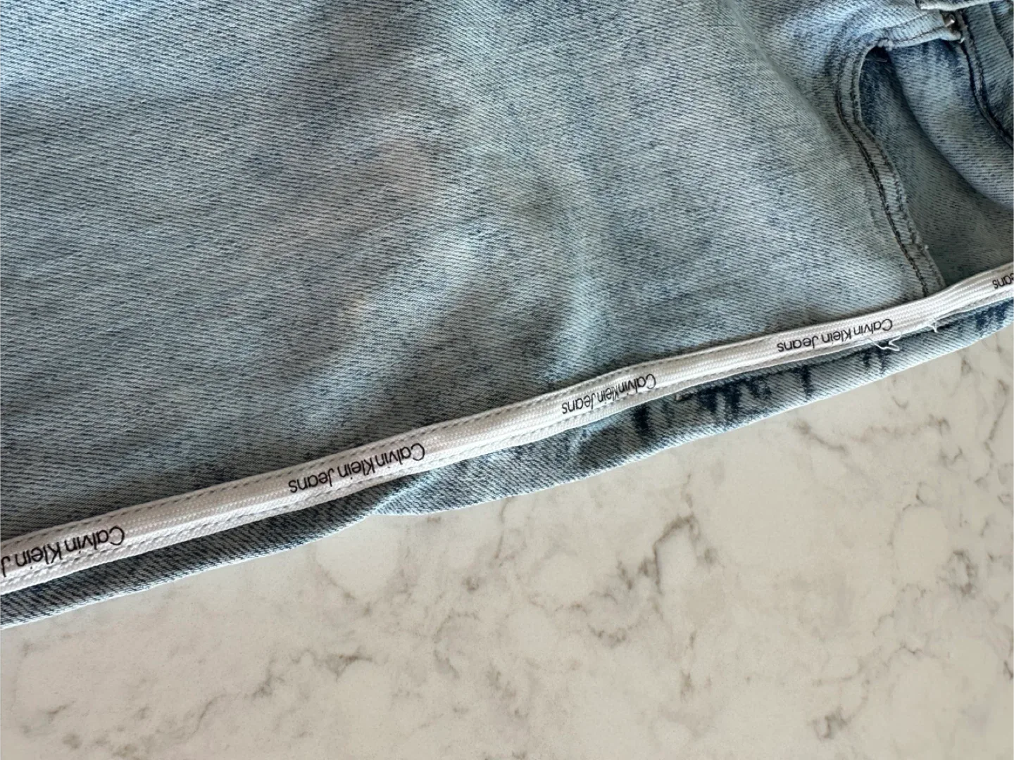 Calvin Klein Jeans - Women's Size 30 image indicator(3)