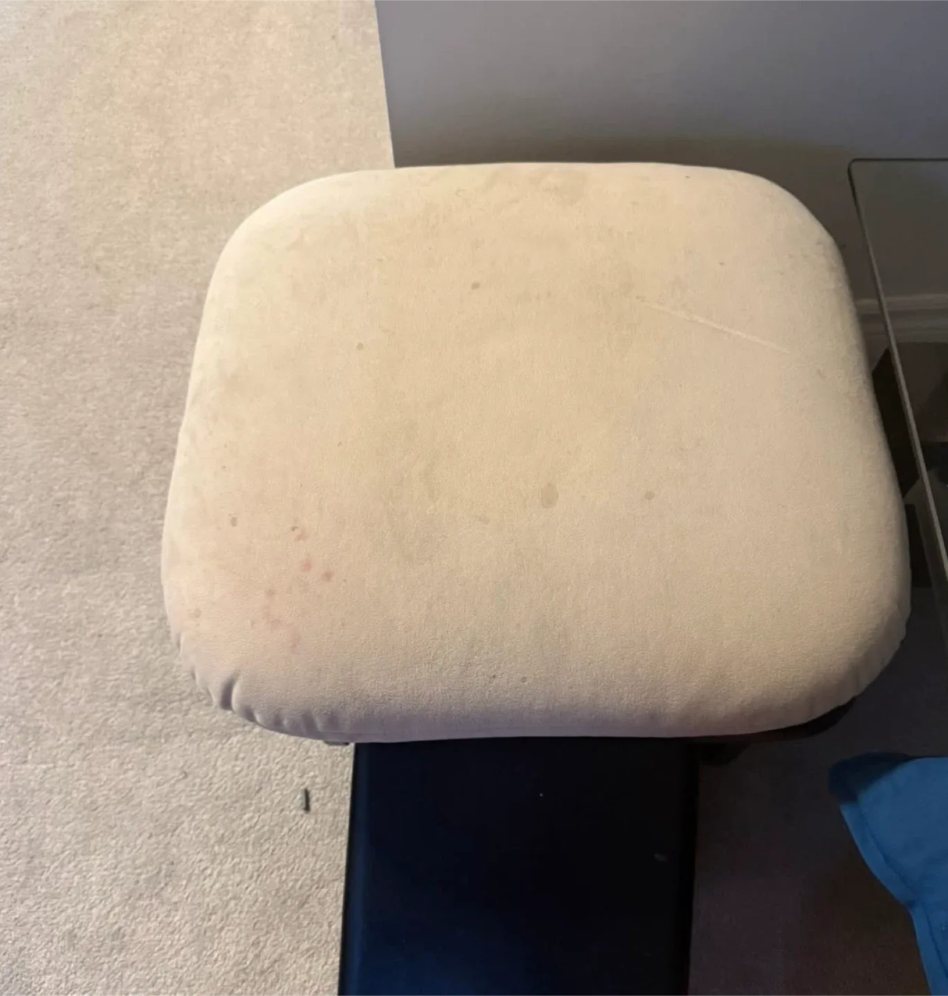 Beige Recliner Chair image indicator(2)