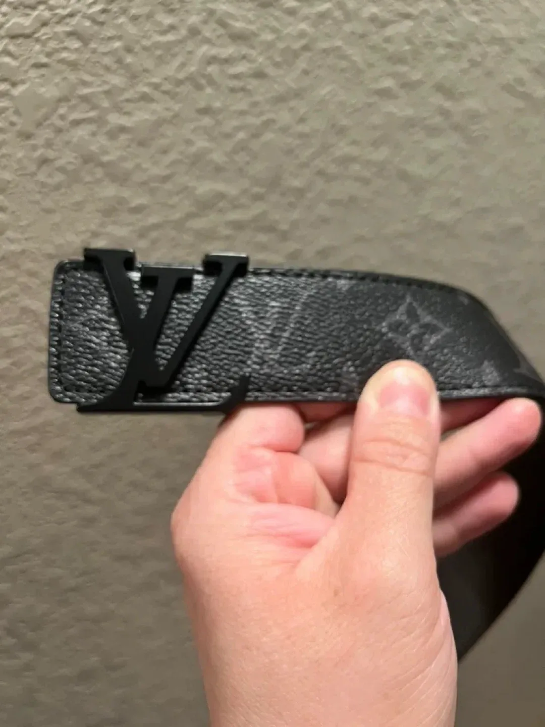 Louis Vuitton Accessories thumbnail