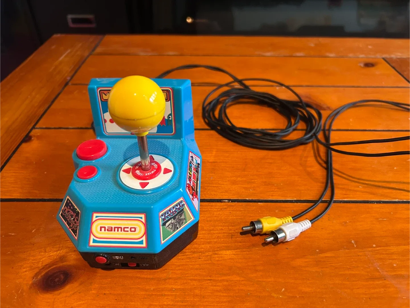 Ms. Pac-Man Namco Plug & Play Joystick image indicator(3)