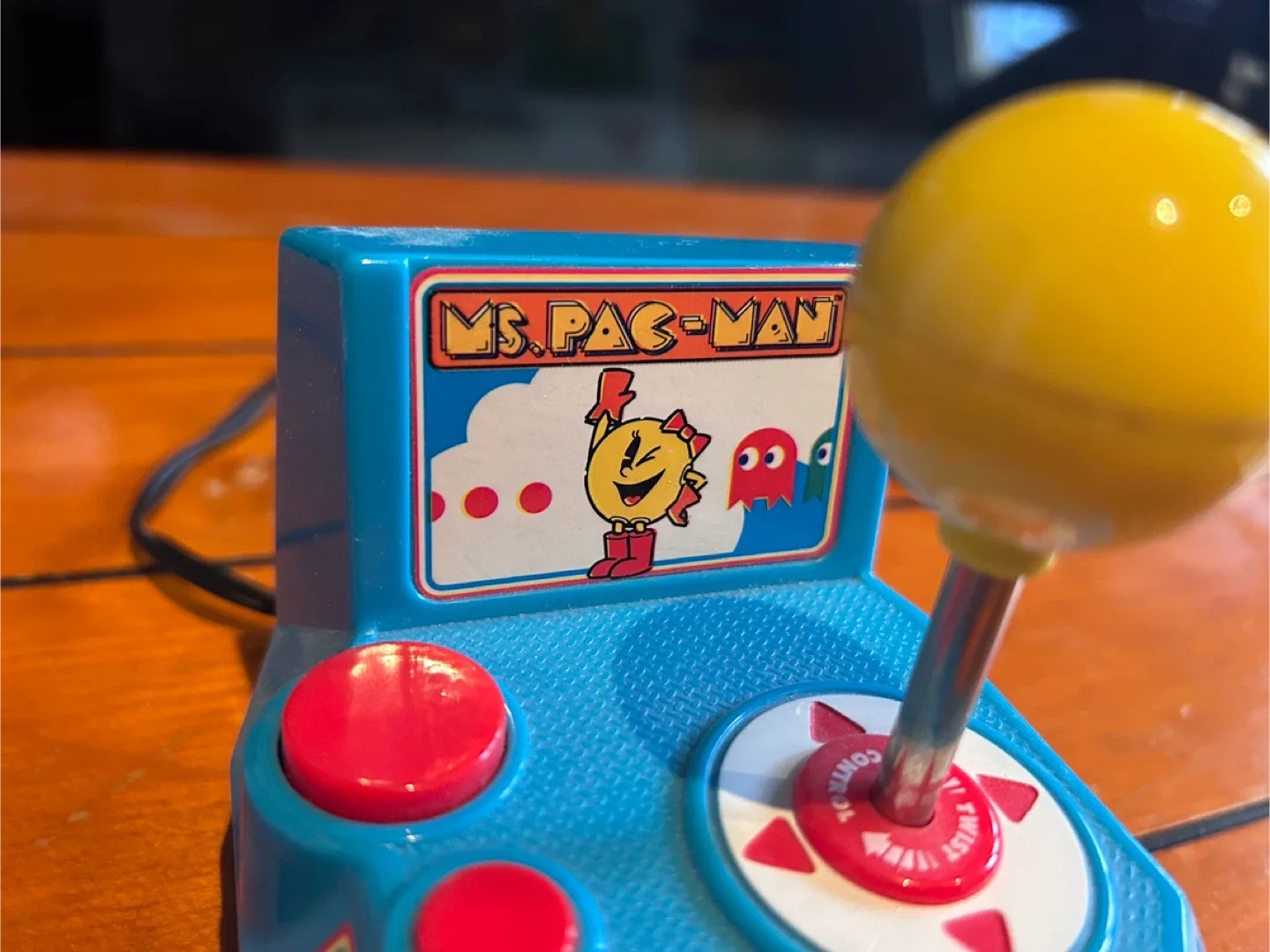 Ms. Pac-Man Namco Plug & Play Joystick image indicator(2)