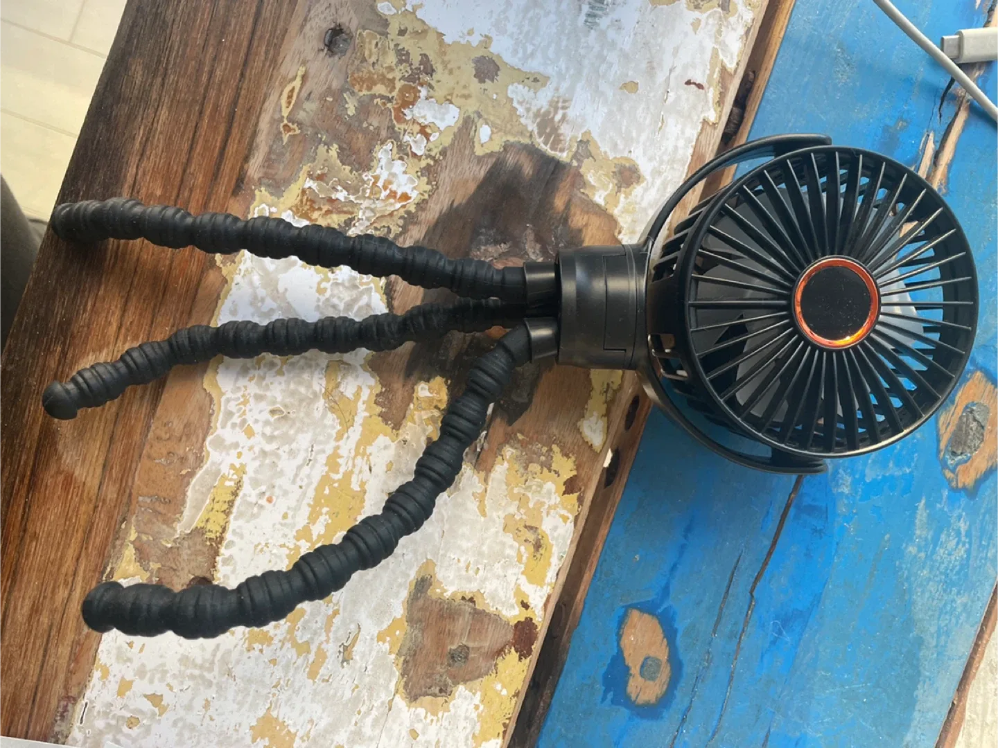 Portable Octopus Fan - Black thumbnail