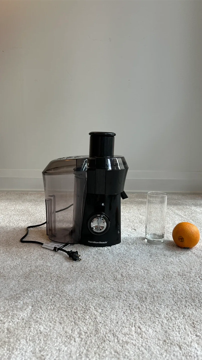 Brand new Hamilton Beach Juicer - Black thumbnail