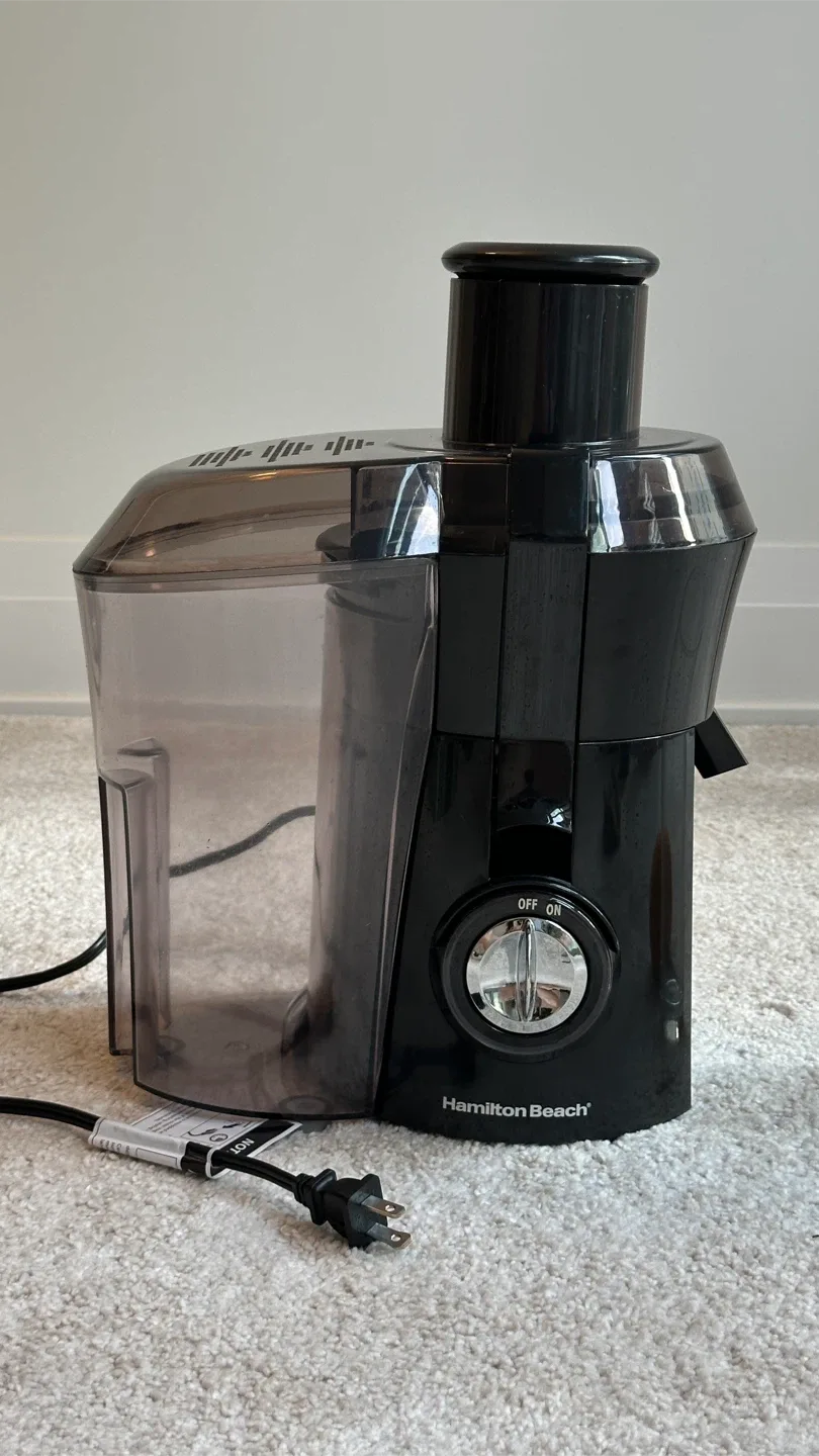 Brand new Hamilton Beach Juicer - Black thumbnail
