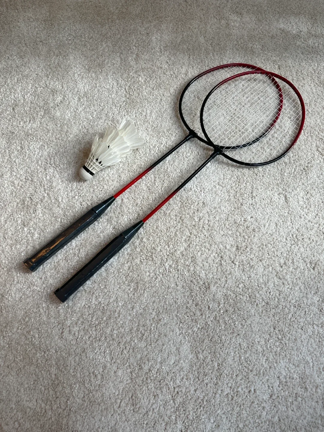Badminton Rackets & Shuttlecock Set thumbnail