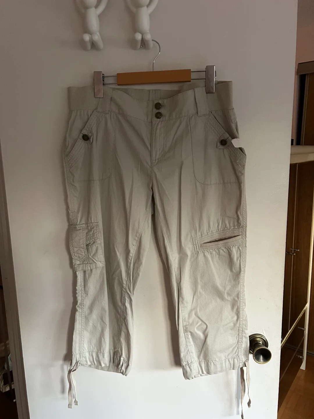 Beige Cargo Capri Pants - Size 9/10 cotton thumbnail
