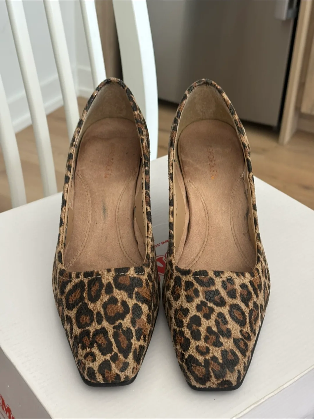 Naturalizer Leopard Print Heels, Size 8.5 thumbnail