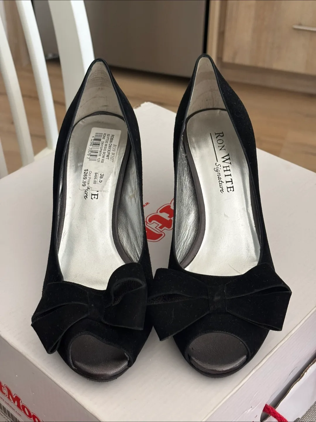 Ron White Signature Black Heels Size 8.5 thumbnail