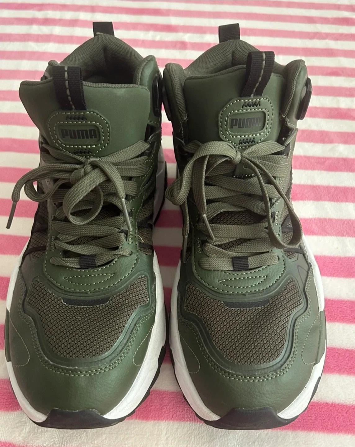 Green Hightop Puma Shoes thumbnail