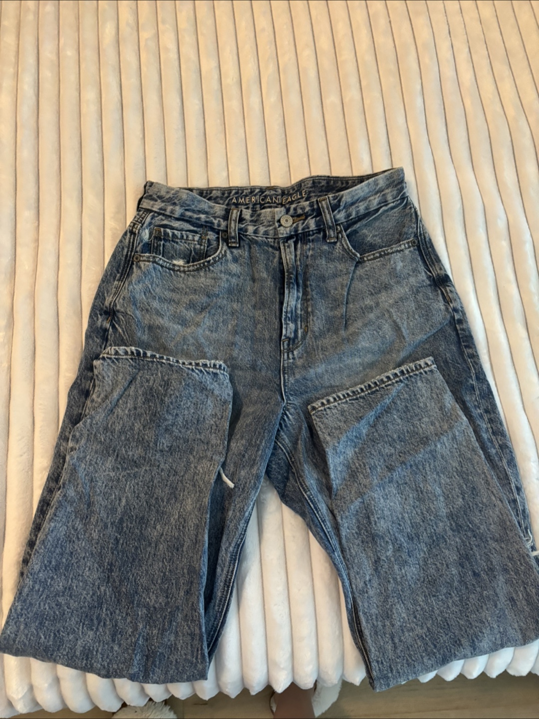 American Eagle Distressed Jeans - photo 3