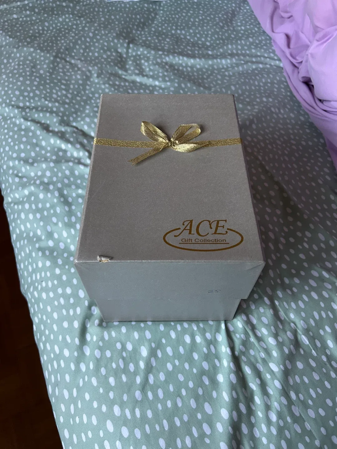 ACE Gift Collection Royal Alfredo Vase - 25th anniversary gift image indicator(3)