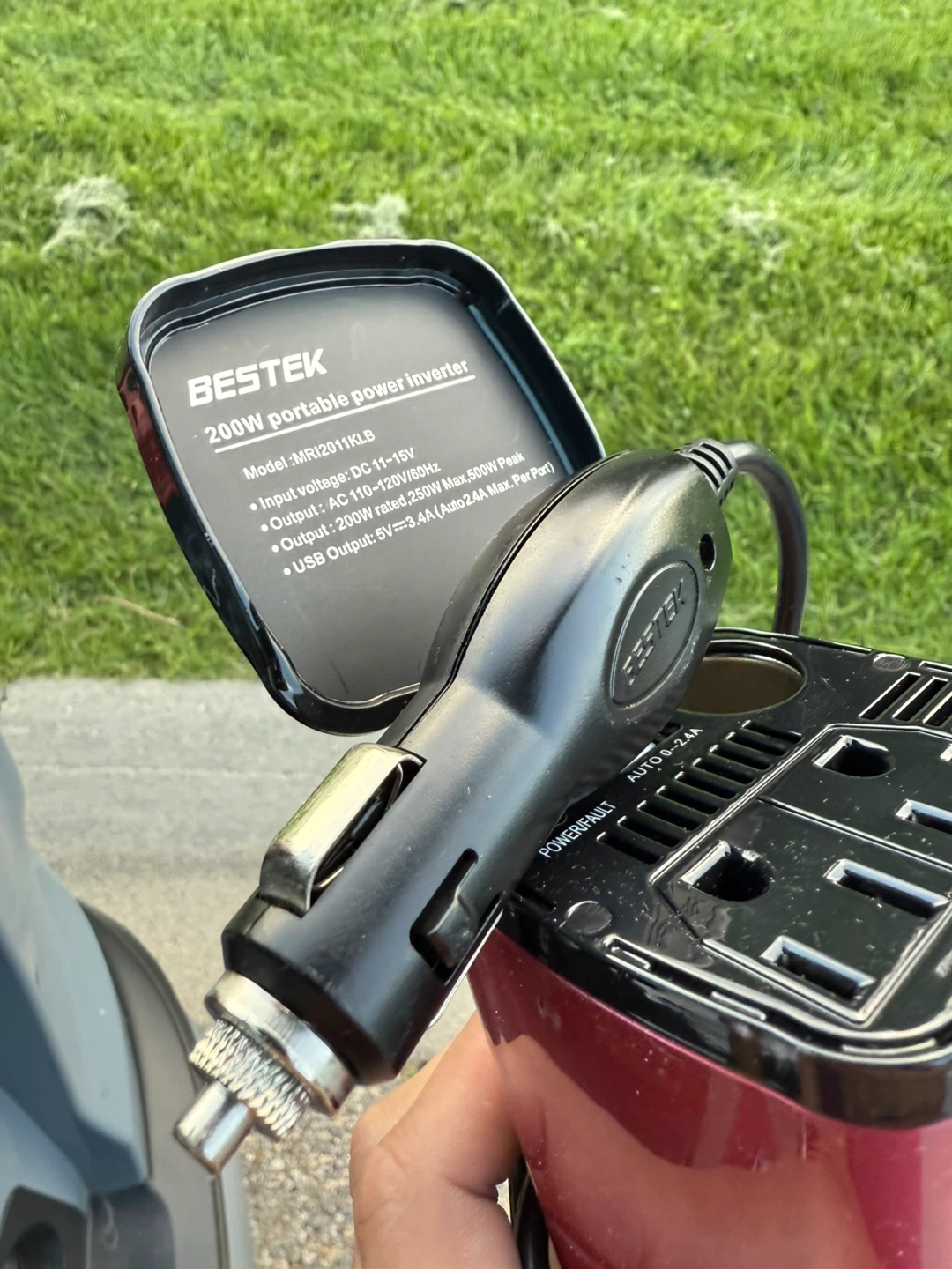 BESTEK 200W Portable Power Inverter