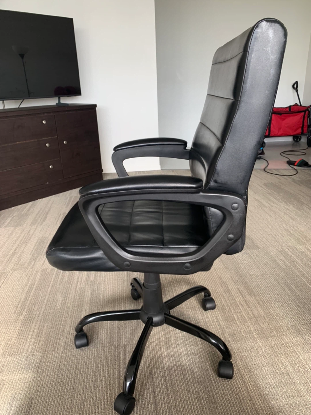 Black Office Chair - photo 4