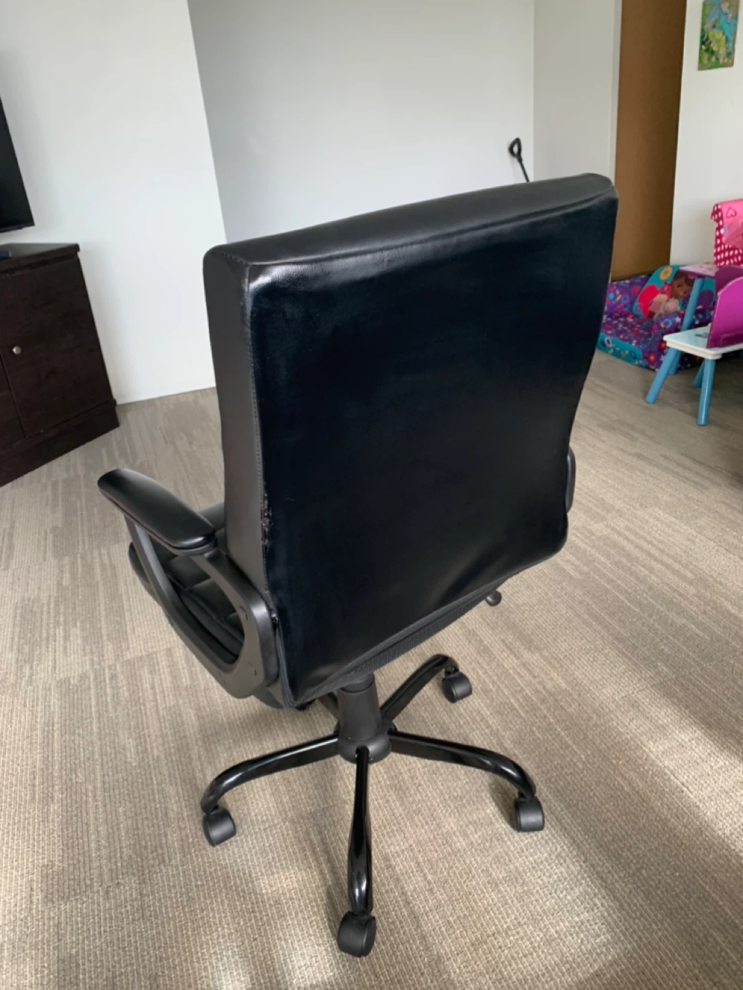Black Office Chair - photo 3