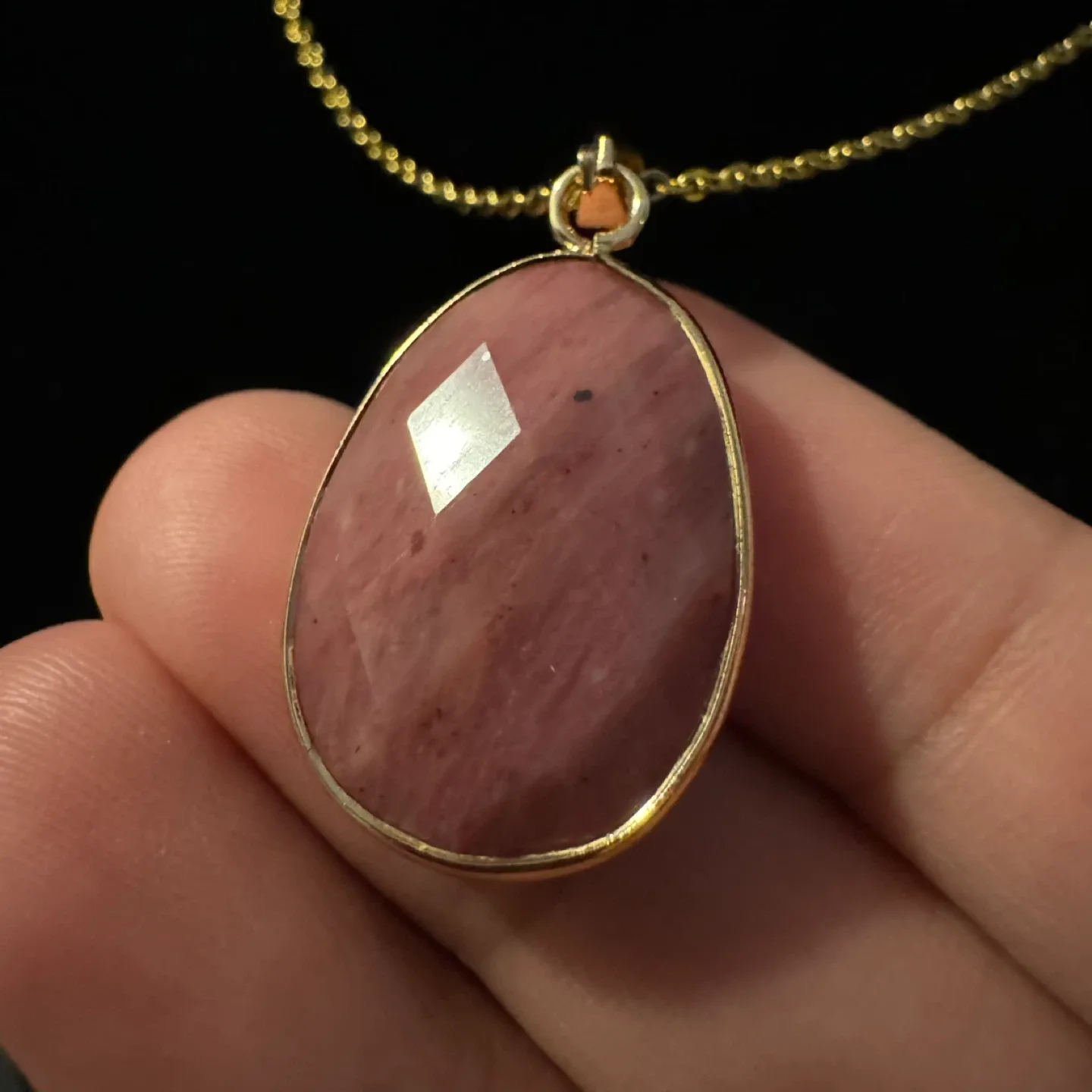 NEW 🧡 Natural Rhodonite Pink Stone Pendant Gold Chain Necklace image indicator(6)