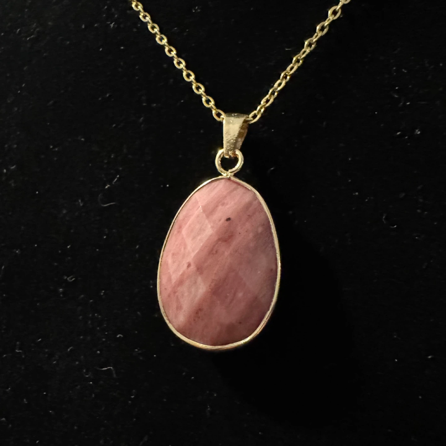 NEW 🧡 Natural Rhodonite Pink Stone Pendant Gold Chain Necklace - photo 3