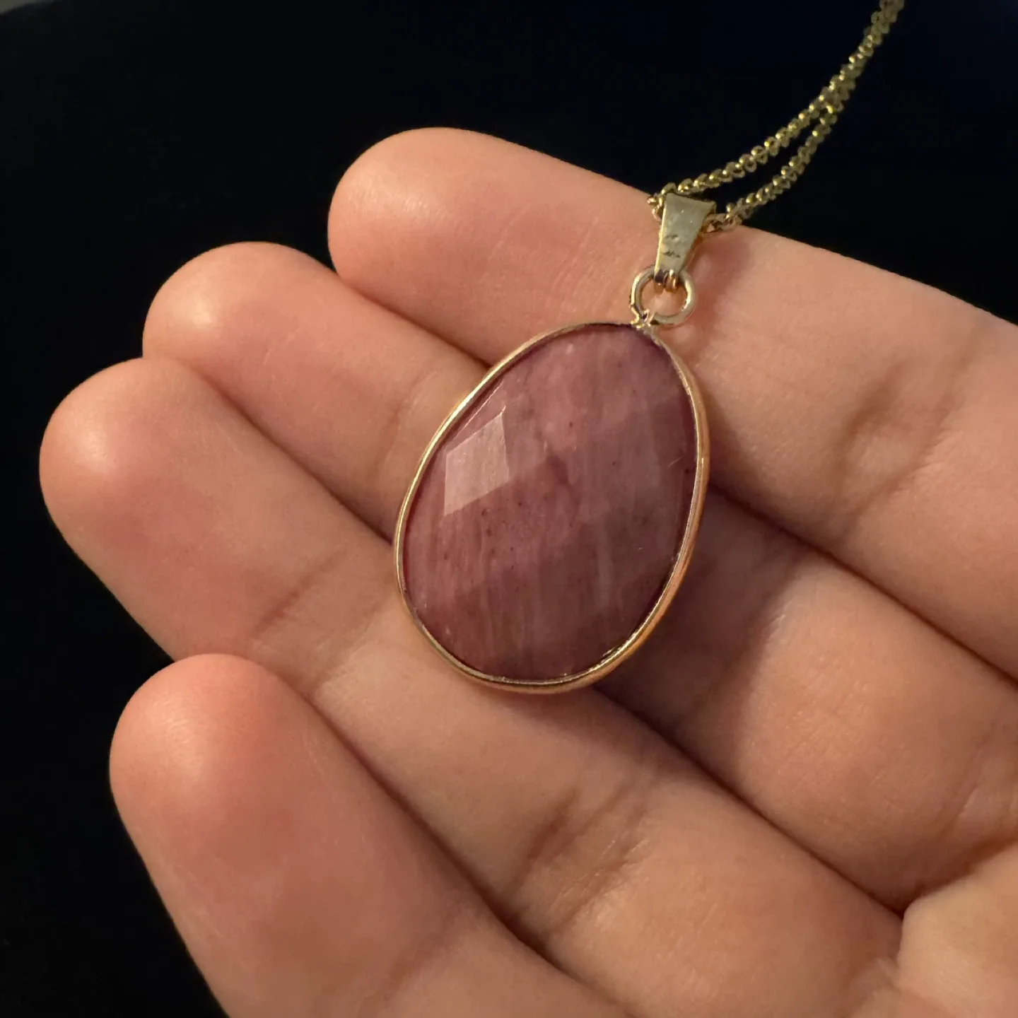 NEW 🧡 Natural Rhodonite Pink Stone Pendant Gold Chain Necklace image indicator(7)