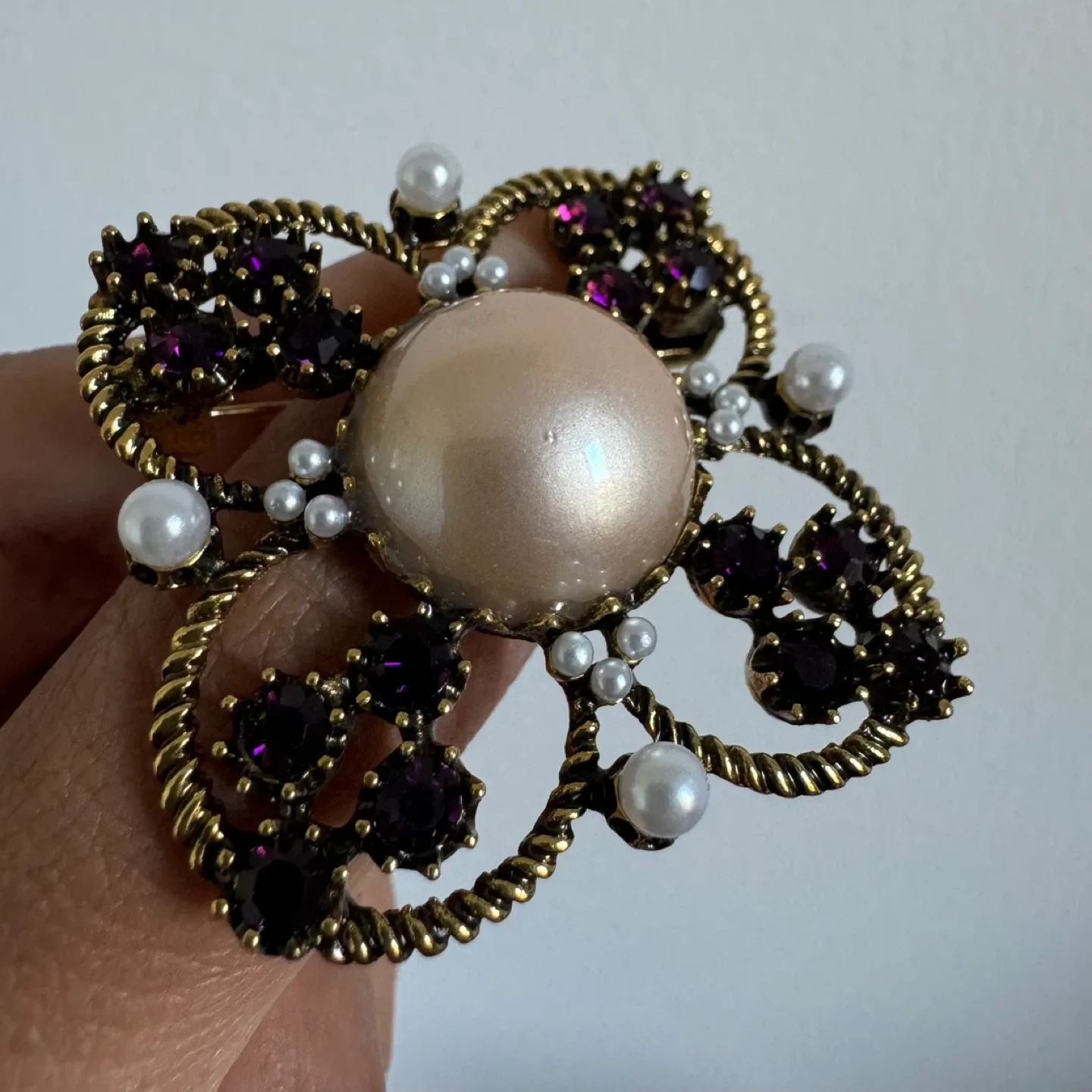 NEW 🧡 Art Nouveau Rhinestone Brooch image indicator(3)