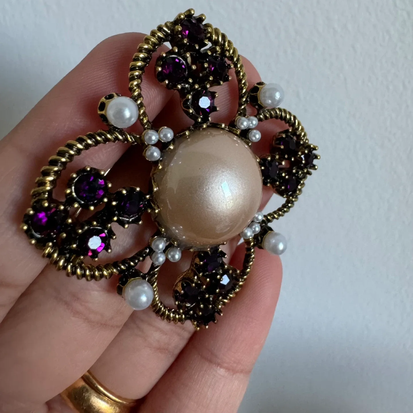 NEW 🧡 Art Nouveau Rhinestone Brooch image indicator(4)