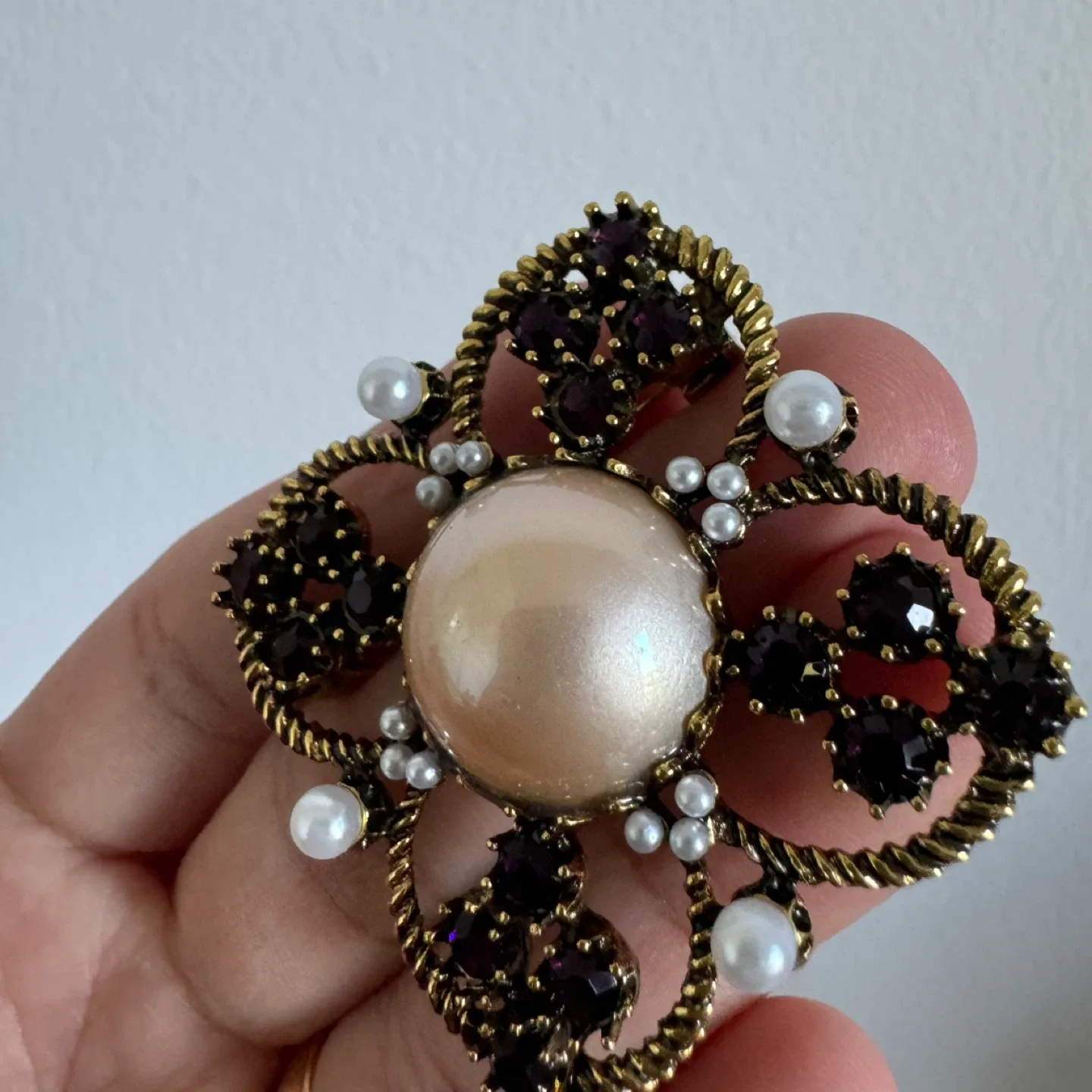 NEW 🧡 Art Nouveau Rhinestone Brooch image indicator(8)